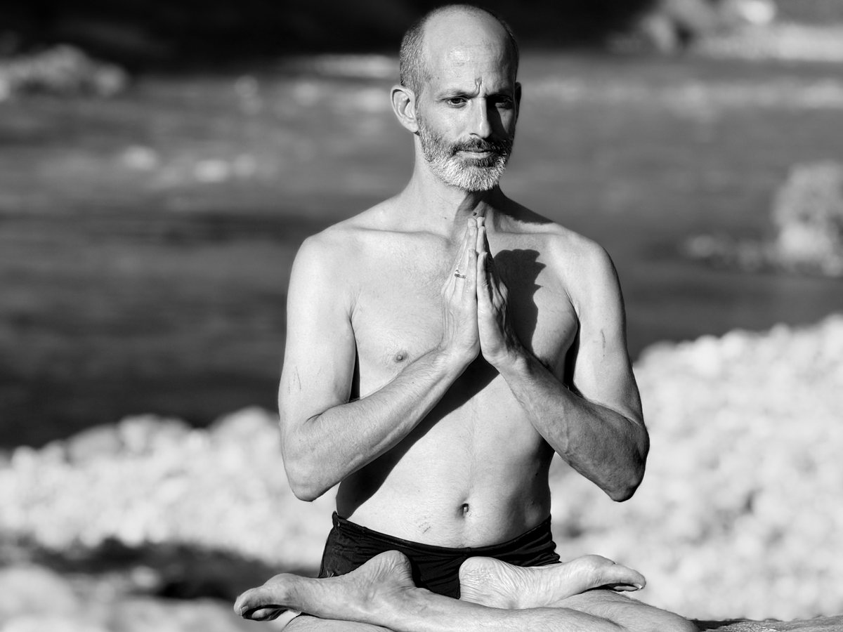 Lior’s asana practice